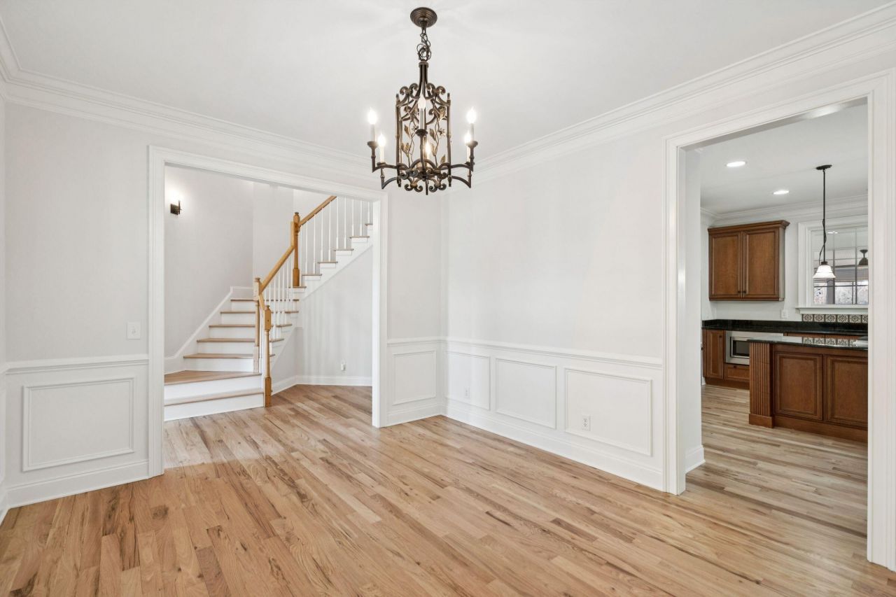 529 Two Mile Run Photo 12