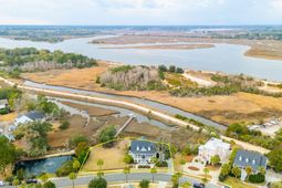 529 Two Mile Run photo 4