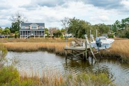 529 Two Mile Run photo 4