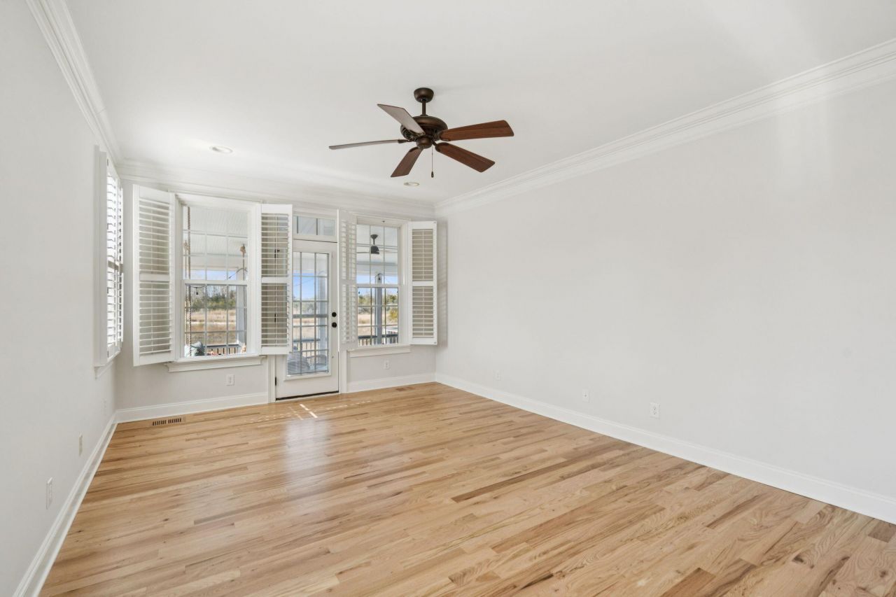 529 Two Mile Run Photo 47