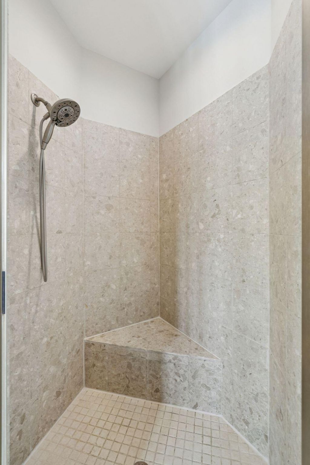 529 Two Mile Run Photo 54