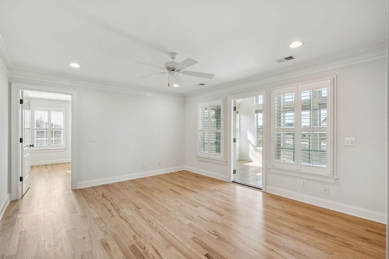 529 Two Mile Run Photo 58