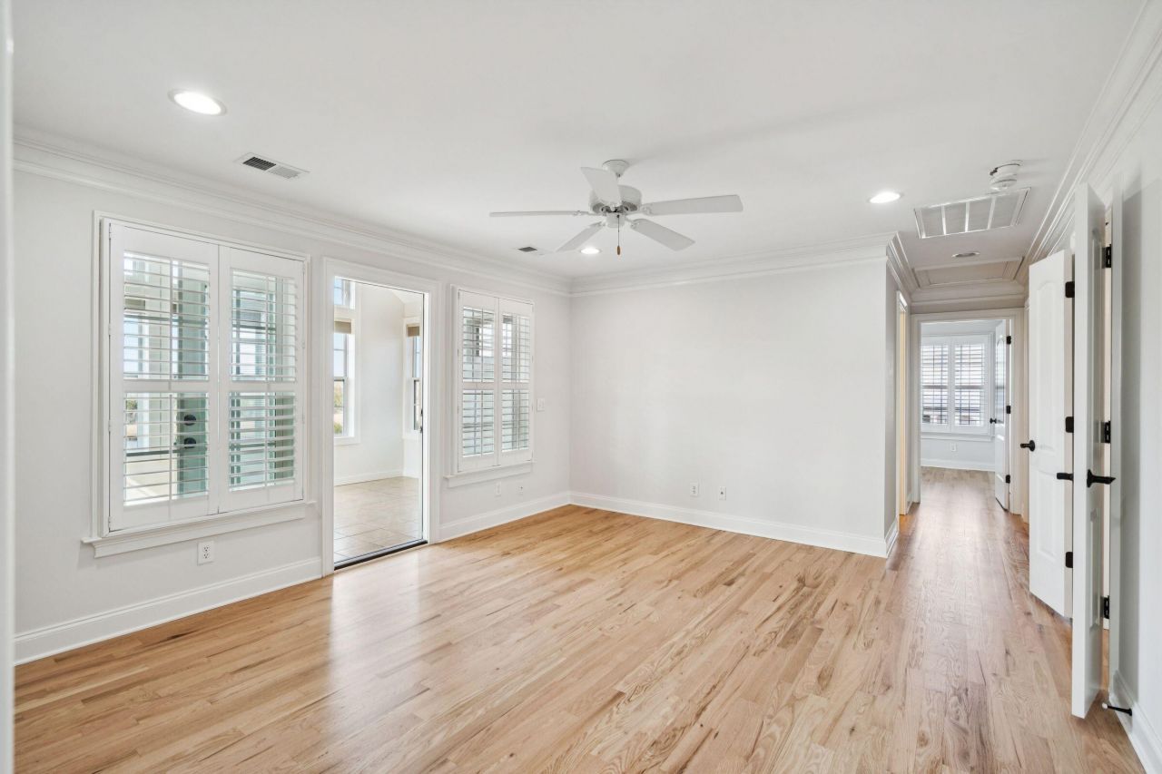 529 Two Mile Run Photo 60