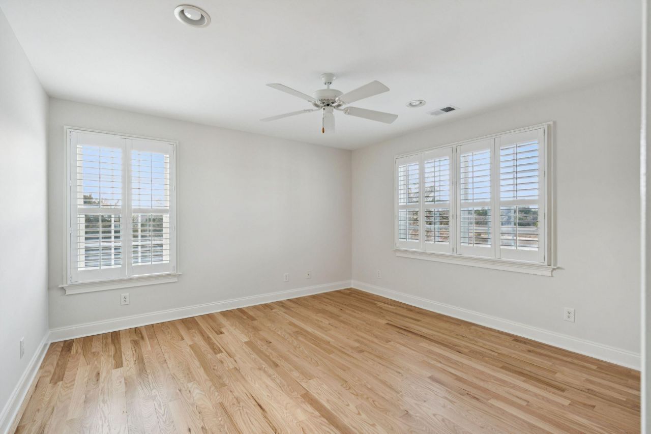 529 Two Mile Run Photo 64