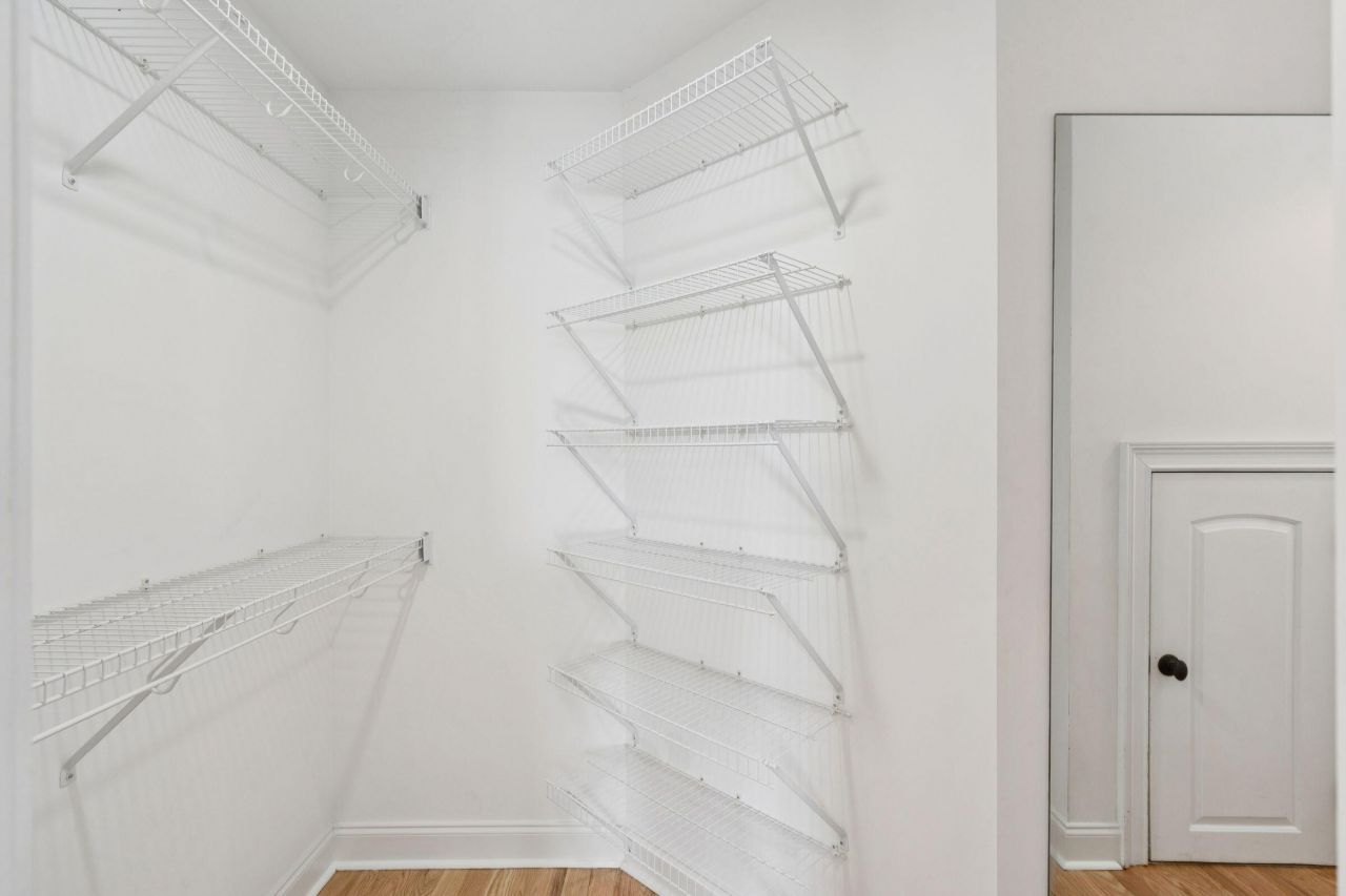 529 Two Mile Run Photo 67