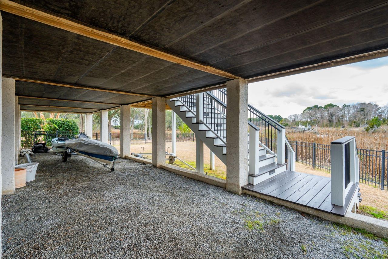 529 Two Mile Run Photo 89