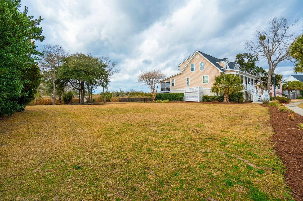 529 Two Mile Run Photo 91