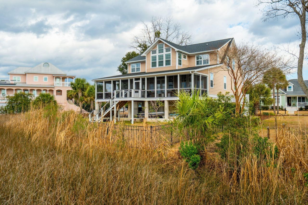 529 Two Mile Run Photo 94