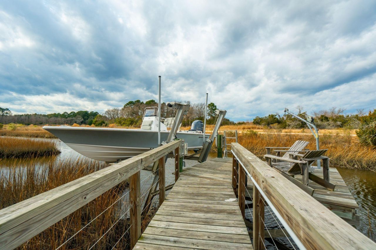 529 Two Mile Run Photo 95