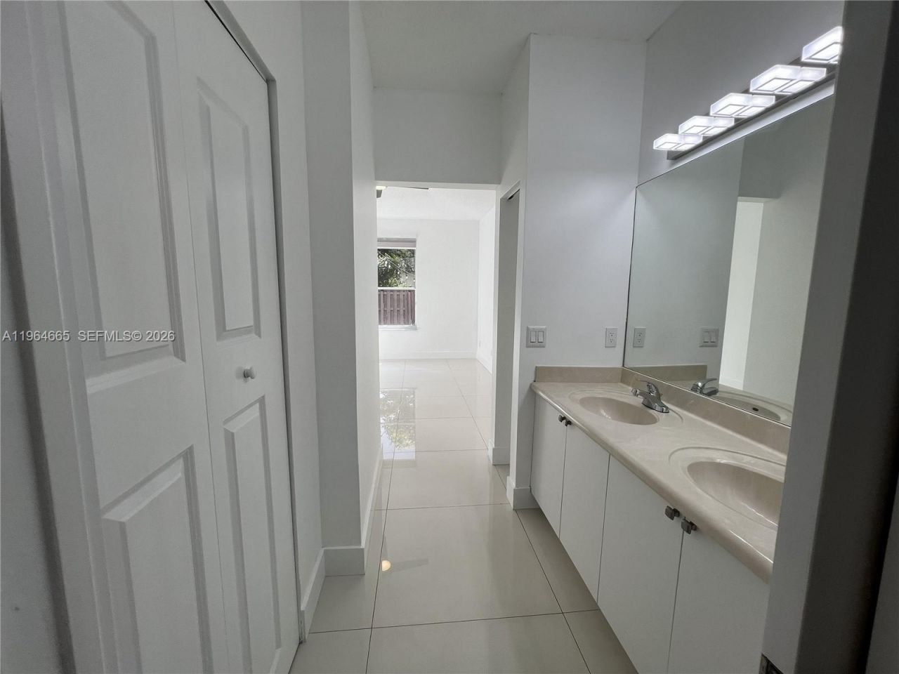 853 NW 131st Ave, Pembroke Pines, FL 33028 Photo