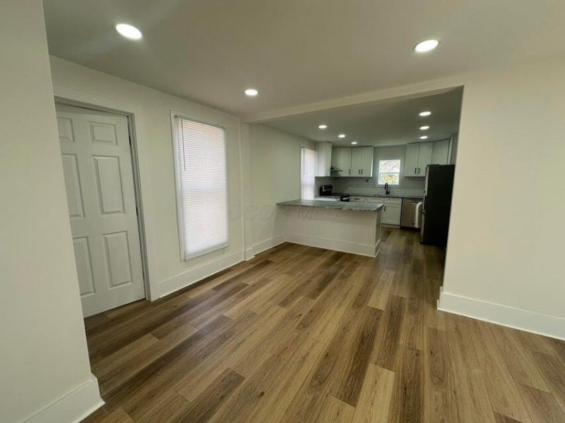 1026 Millwood Avenue, Washington Court House, OH 43160 Photo 11