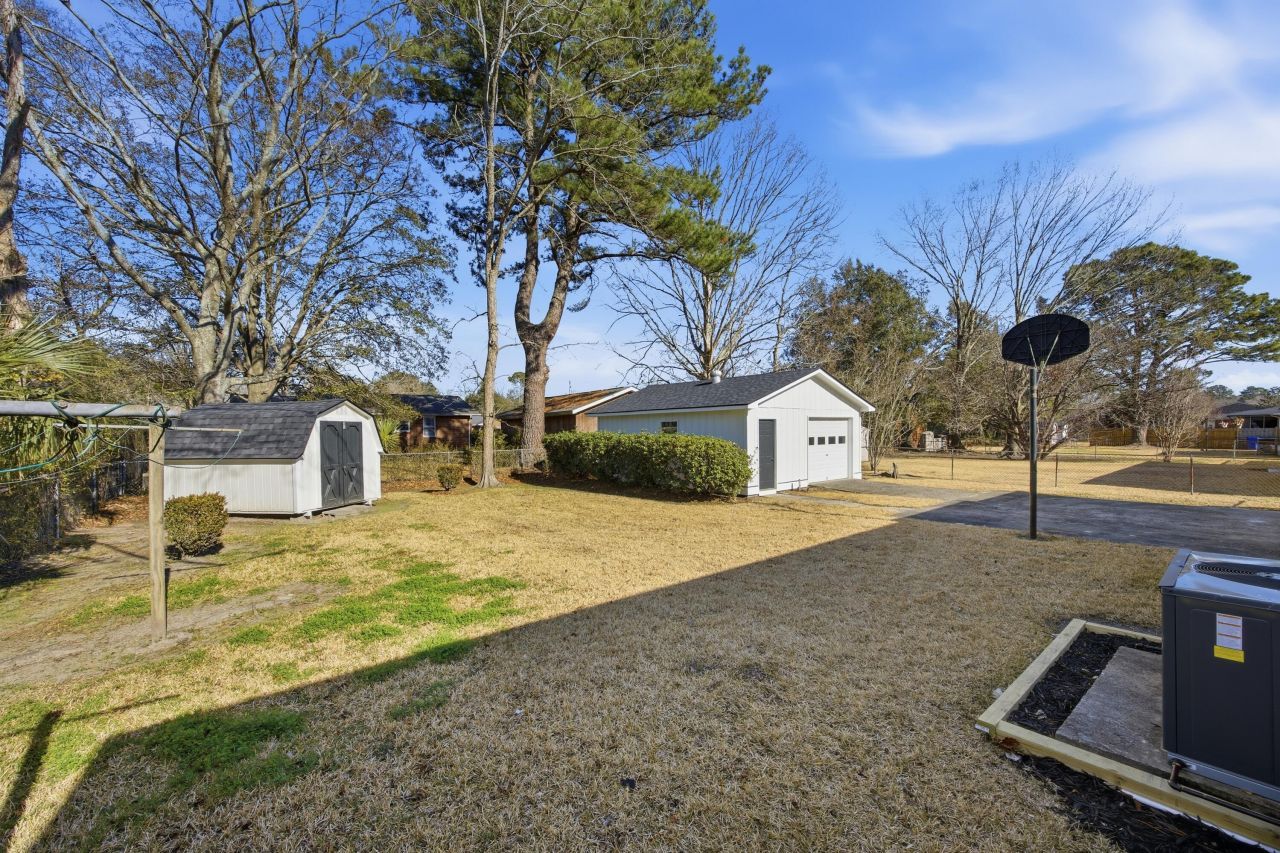 5308 Alvie Street Photo 21