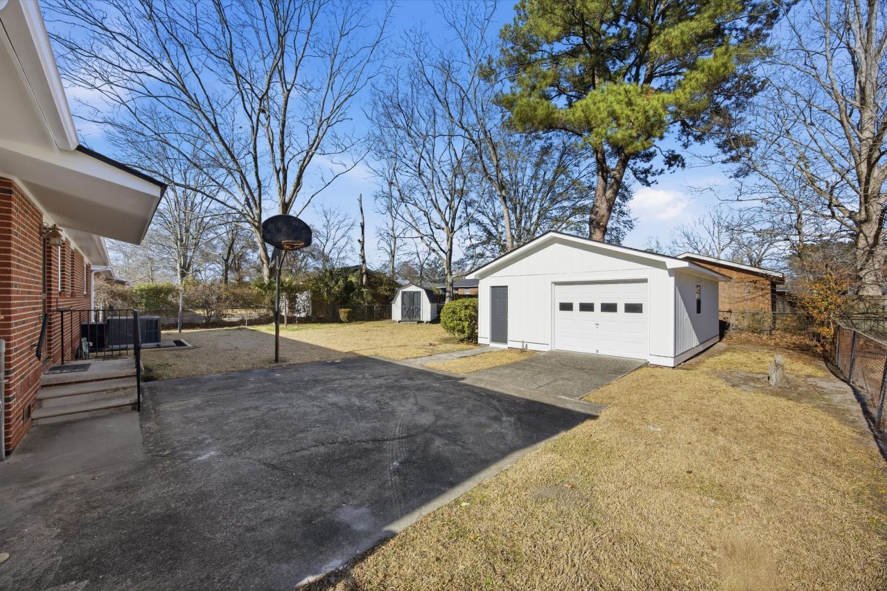 5308 Alvie Street Photo 22