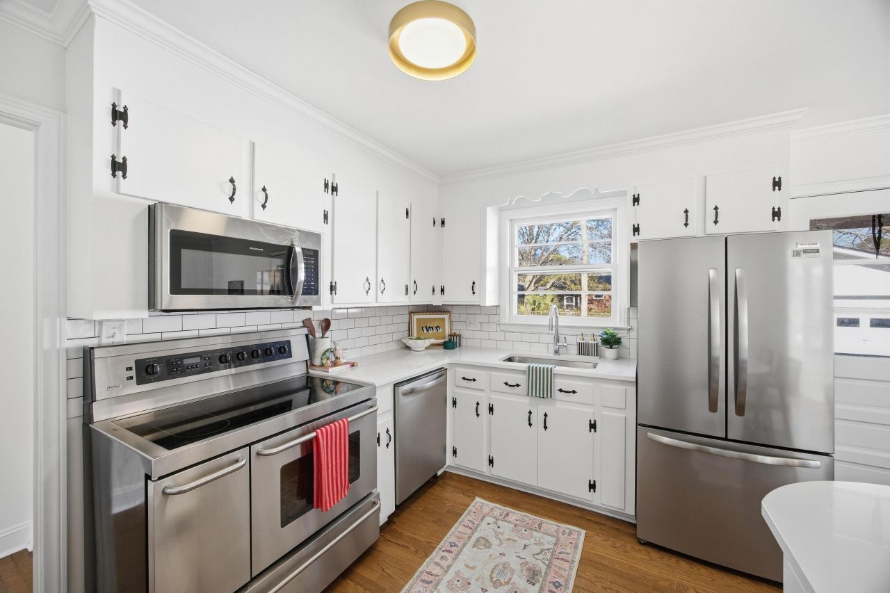 5308 Alvie Street Photo 8