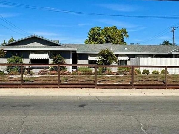 1900 Bell Street, Sacramento, CA 95825