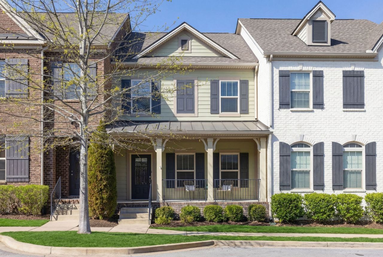 526 Vintage Green Ln, Franklin, TN 37064 Main Photo