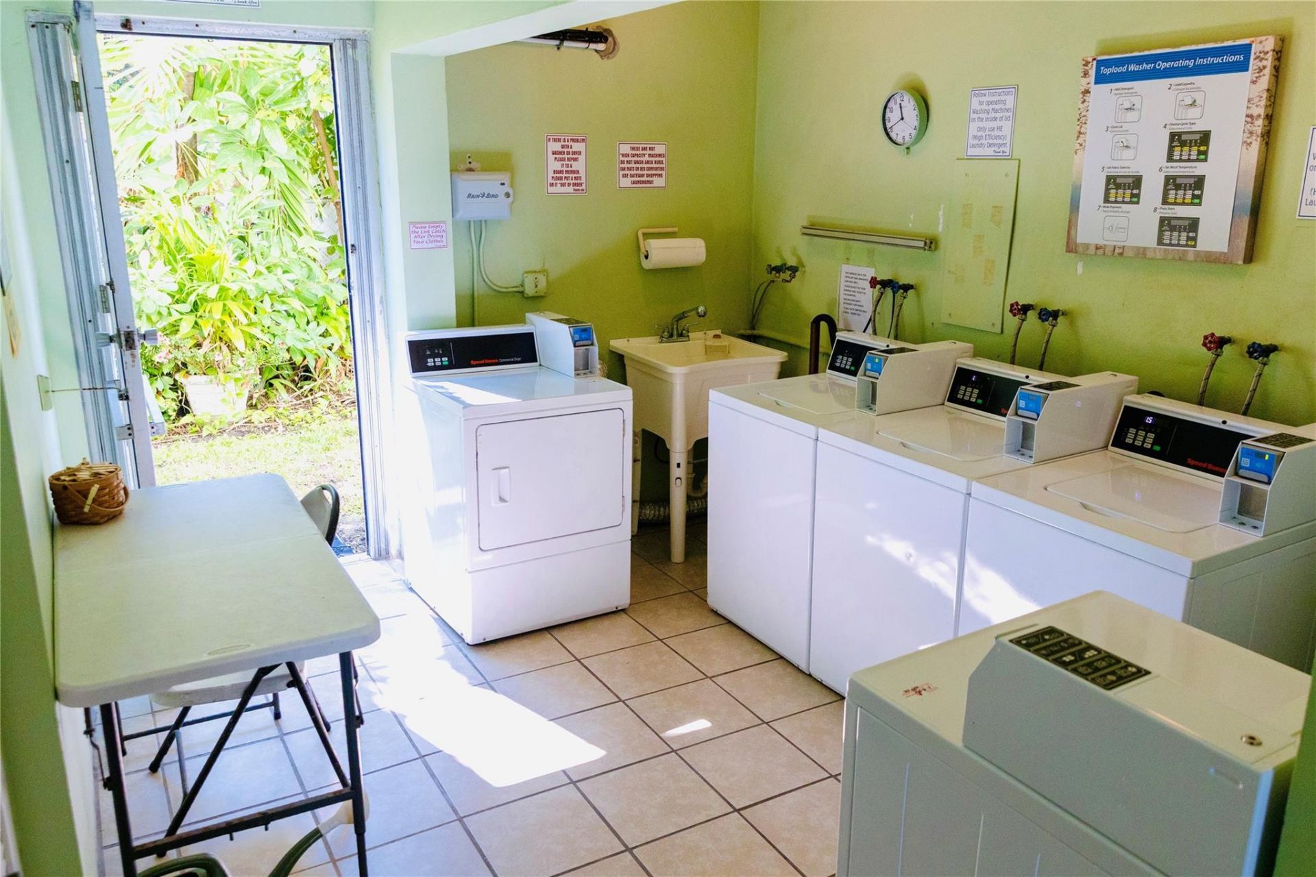 1900 NE 8th Court, Unit 201, Fort Lauderdale, FL 33304 Photo