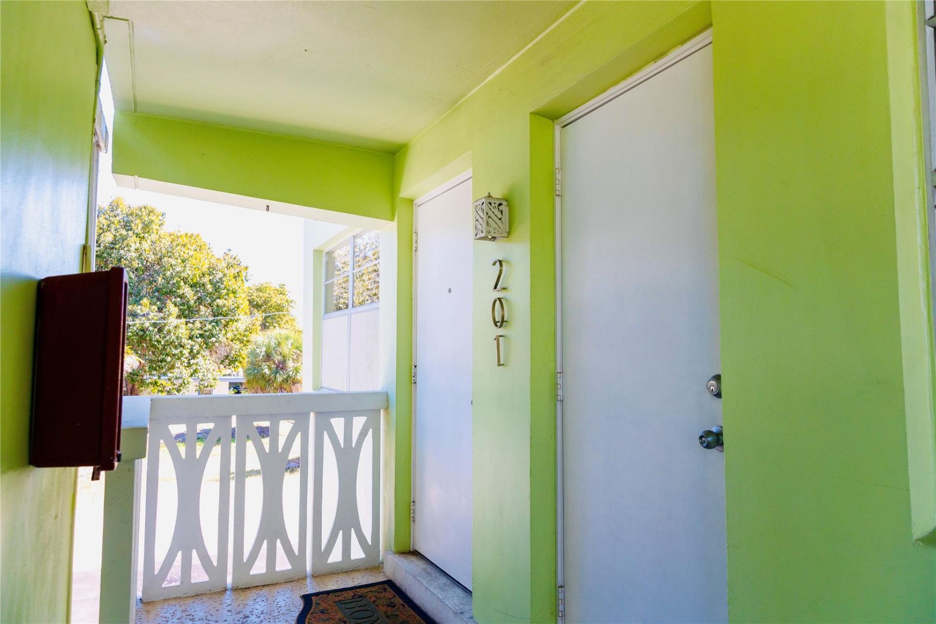 1900 NE 8th Court, Unit 201, Fort Lauderdale, FL 33304 Photo