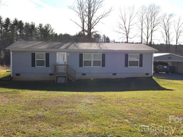 3891 Goshawk Drive, Lenoir, NC 28645