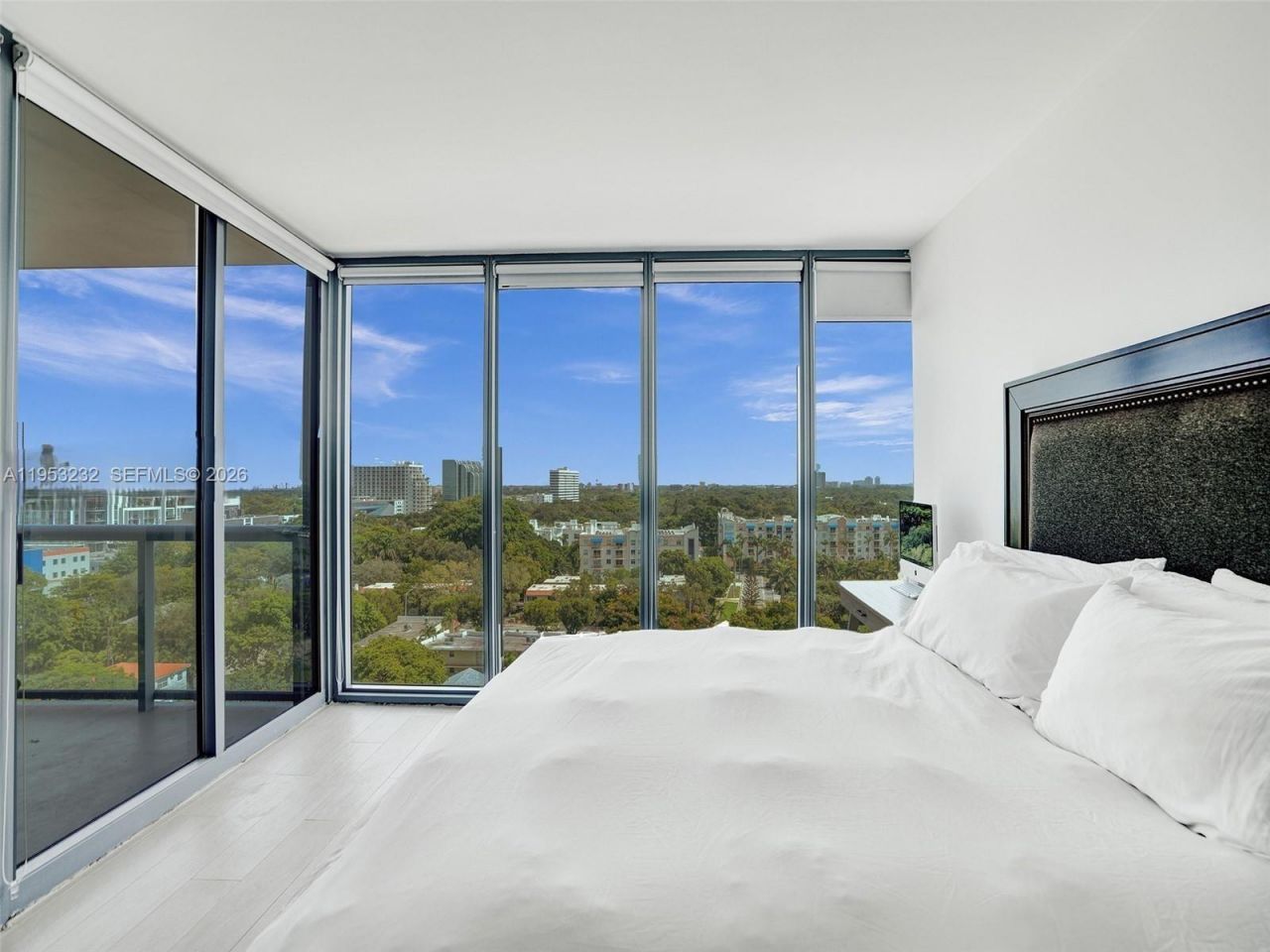 601 NE 36th St, Unit 1003, Miami, FL 33137 Photo