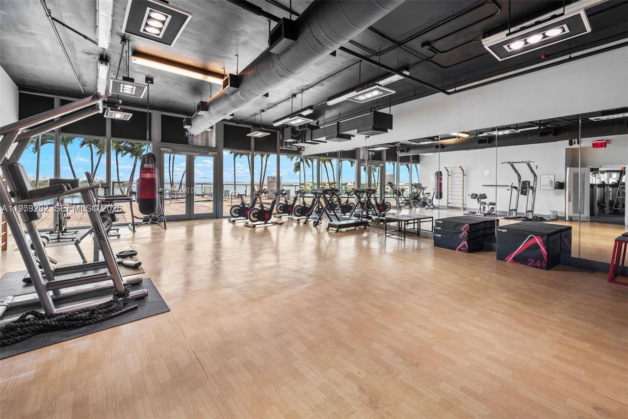 601 NE 36th St, Unit 1003, Miami, FL 33137 Photo