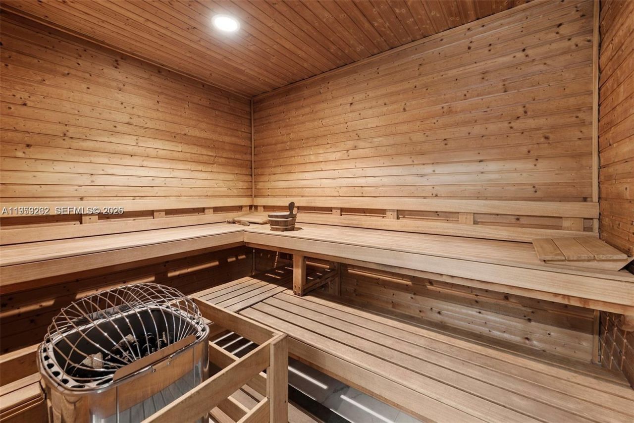 601 NE 36th St, Unit 1003, Miami, FL 33137 Photo