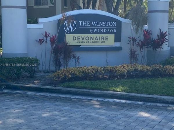 Unit 203, Pembroke Pines, FL 33025
