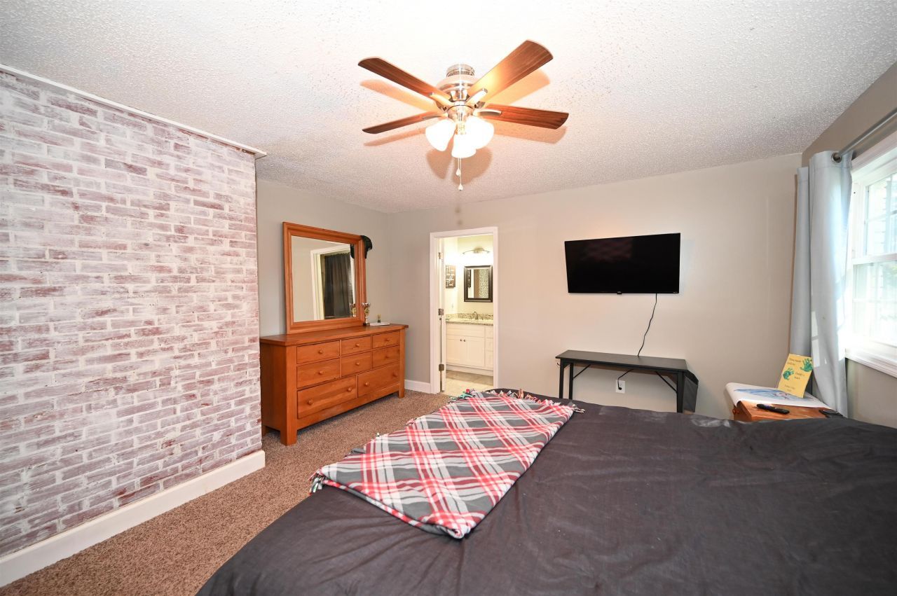 3210 Bryant St. Photo 14