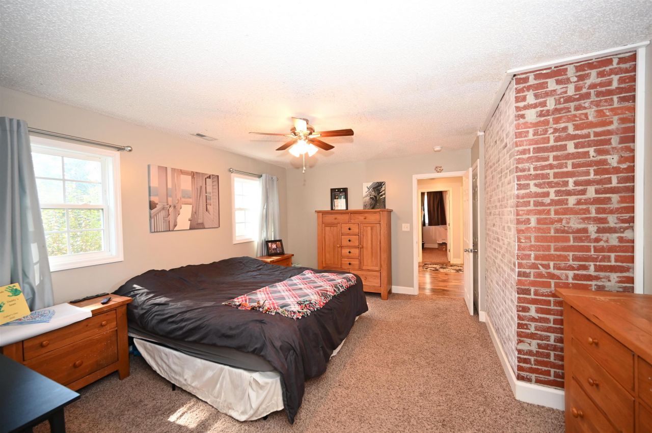 3210 Bryant St. Photo 15