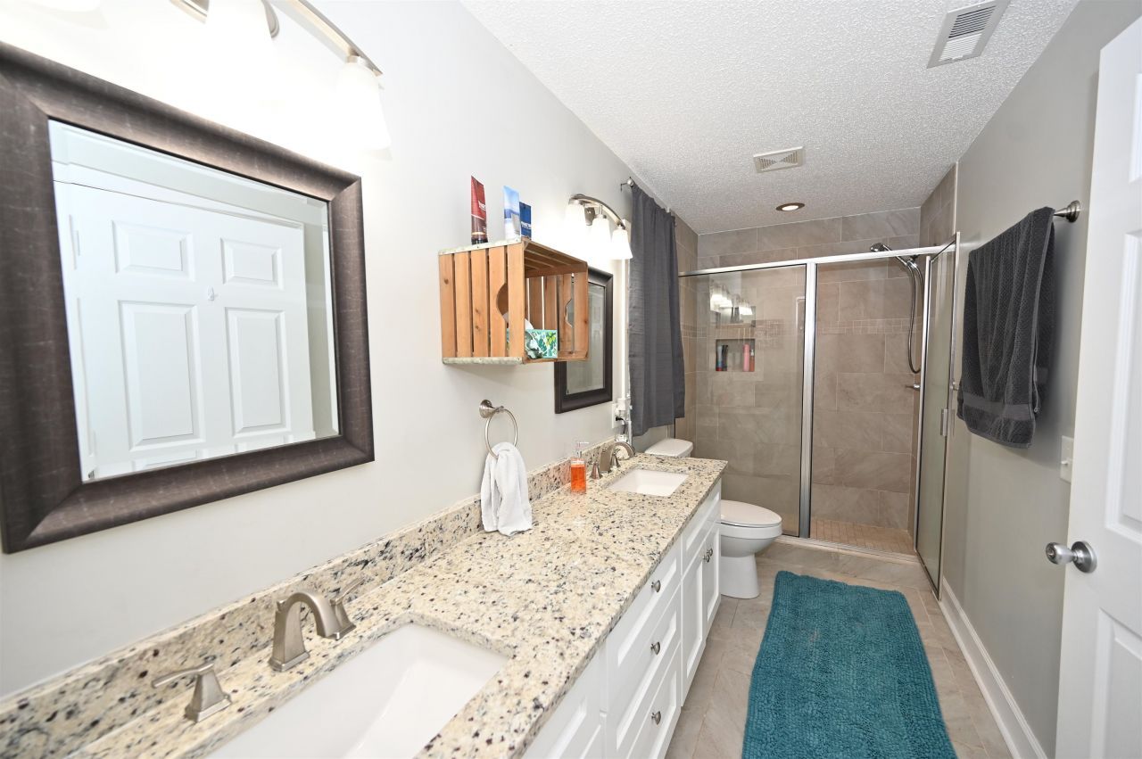 3210 Bryant St. Photo 17