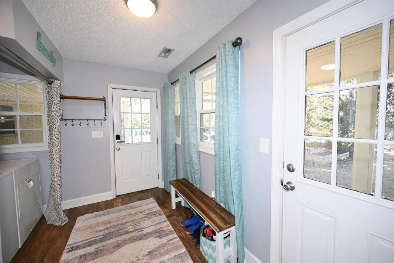 3210 Bryant St. Photo 26