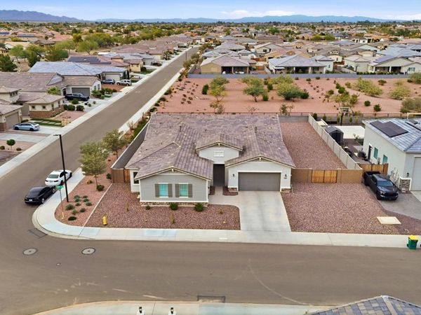 18242 W COLTER Street, Litchfield Park, AZ 85340