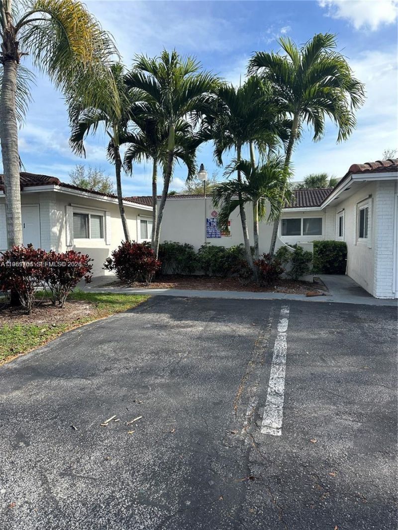 8704 NW 38th Dr , Coral Springs, FL 33065 Photo