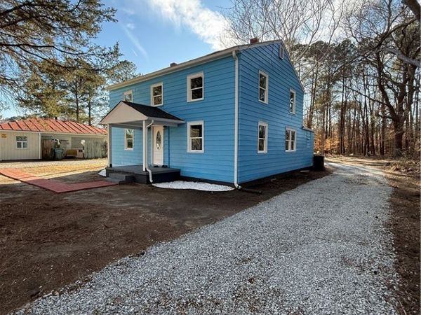 21426 Main Street , Courtland, VA 23837