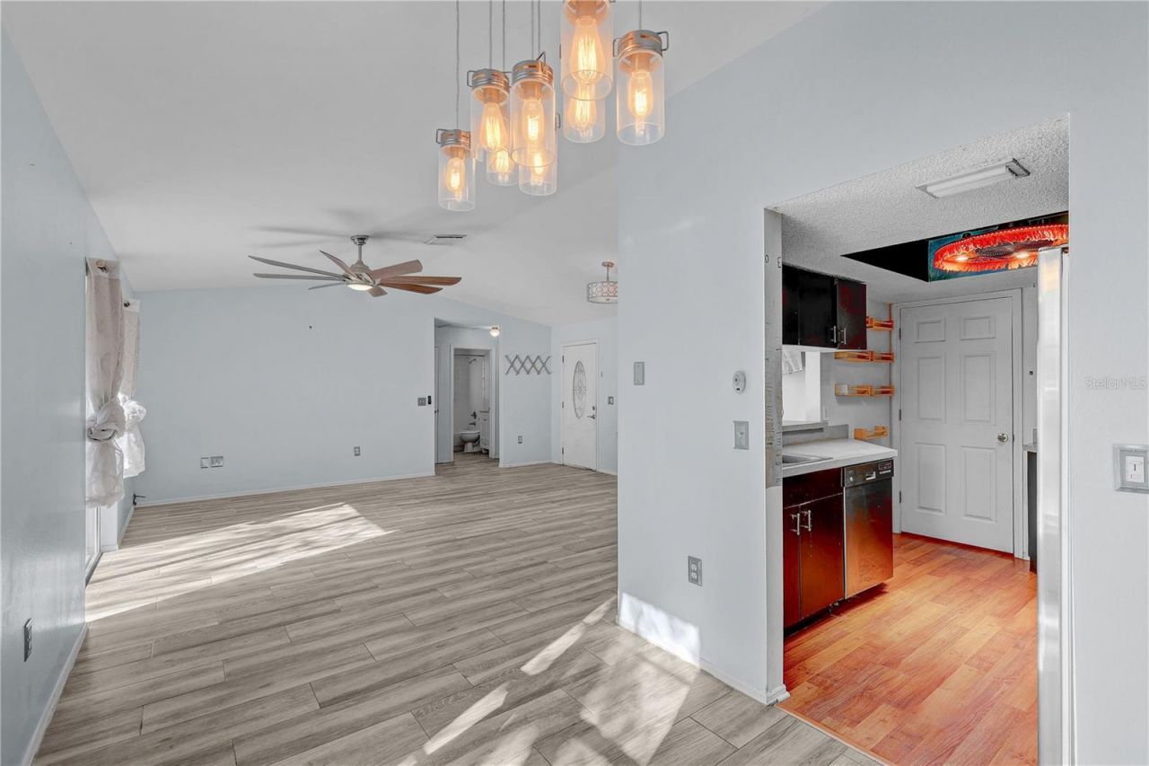 8849 Richmond Street, Gibsonton, FL 33534 Photo