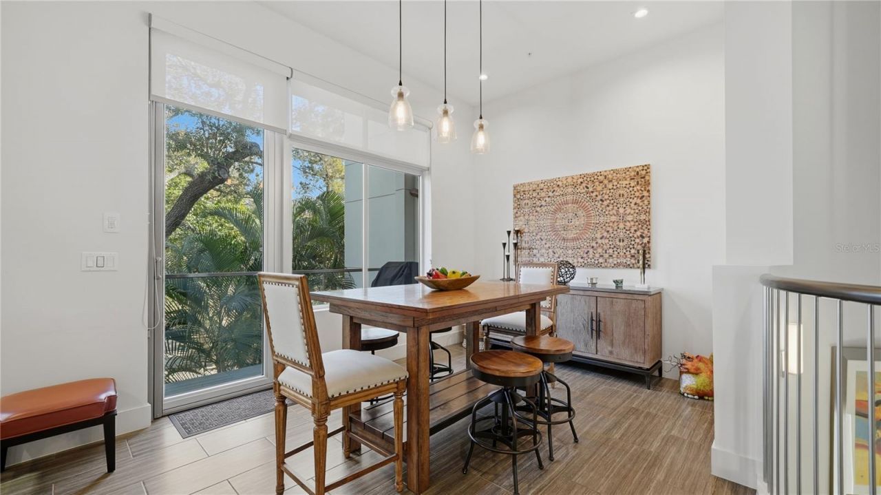 209 Cosmopolitan Court, Sarasota, FL 34236 Photo