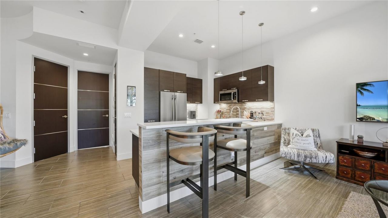 209 Cosmopolitan Court, Sarasota, FL 34236 Photo