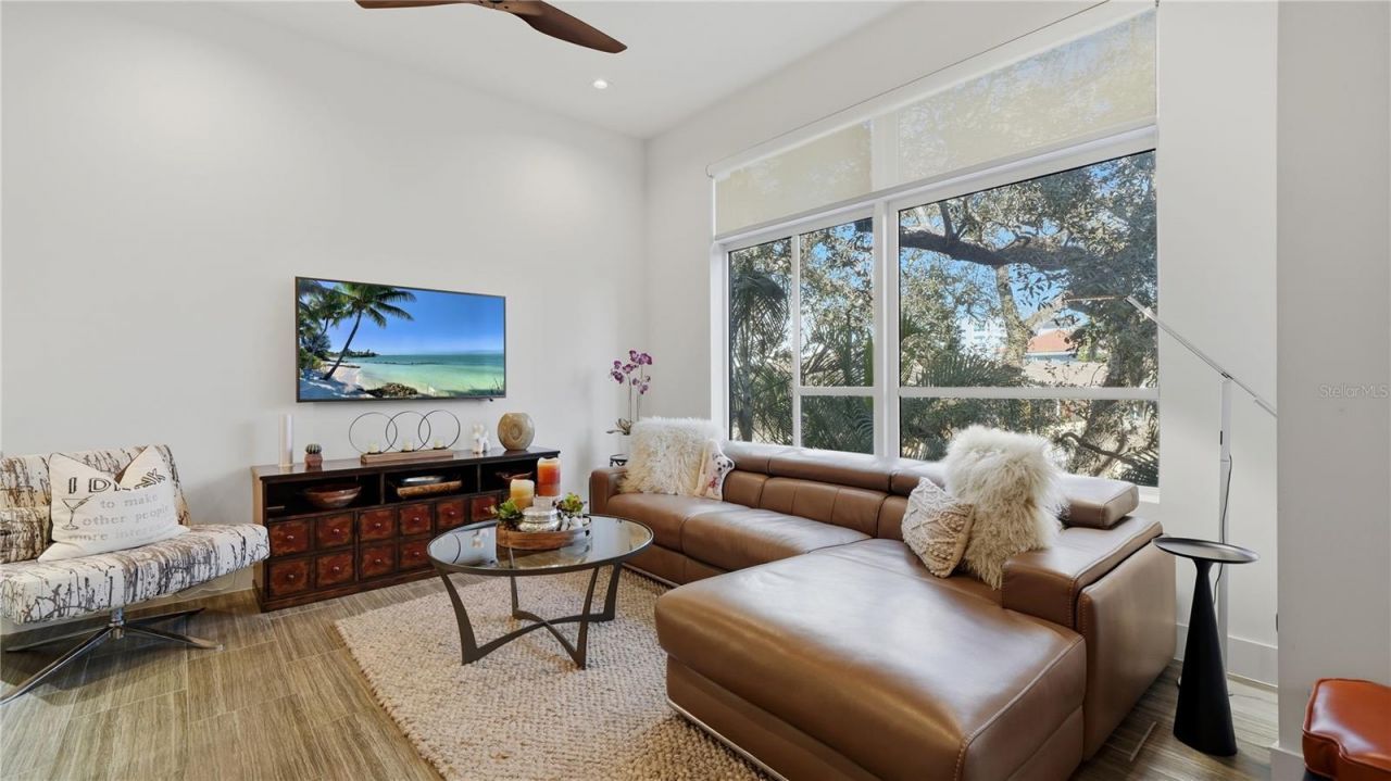 209 Cosmopolitan Court, Sarasota, FL 34236 Photo