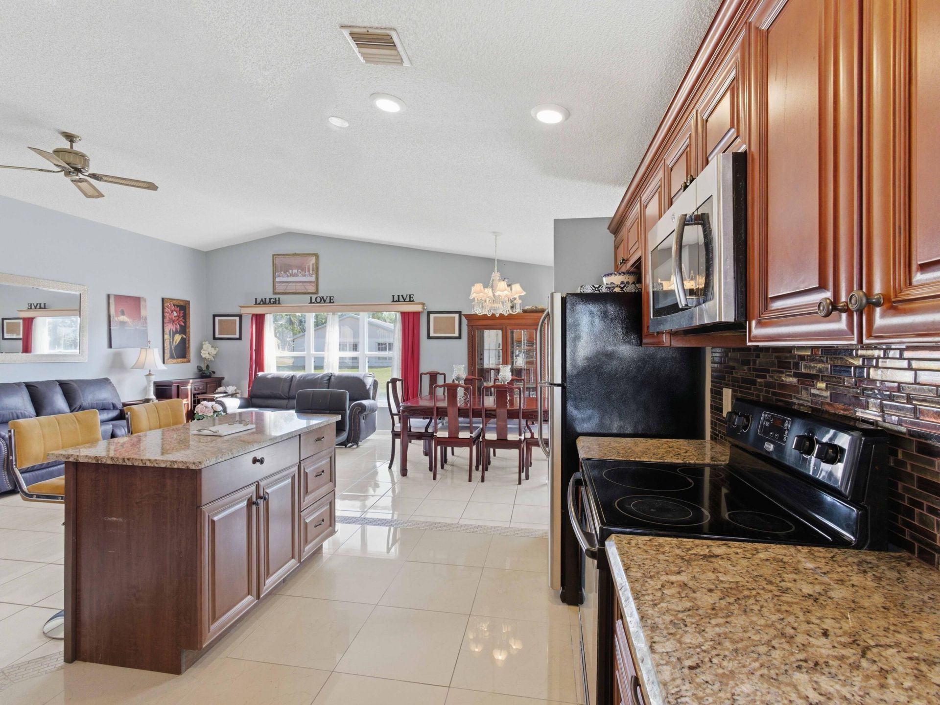 1285 Green Pine Boulevard, West Palm Beach, FL 33409 Photo