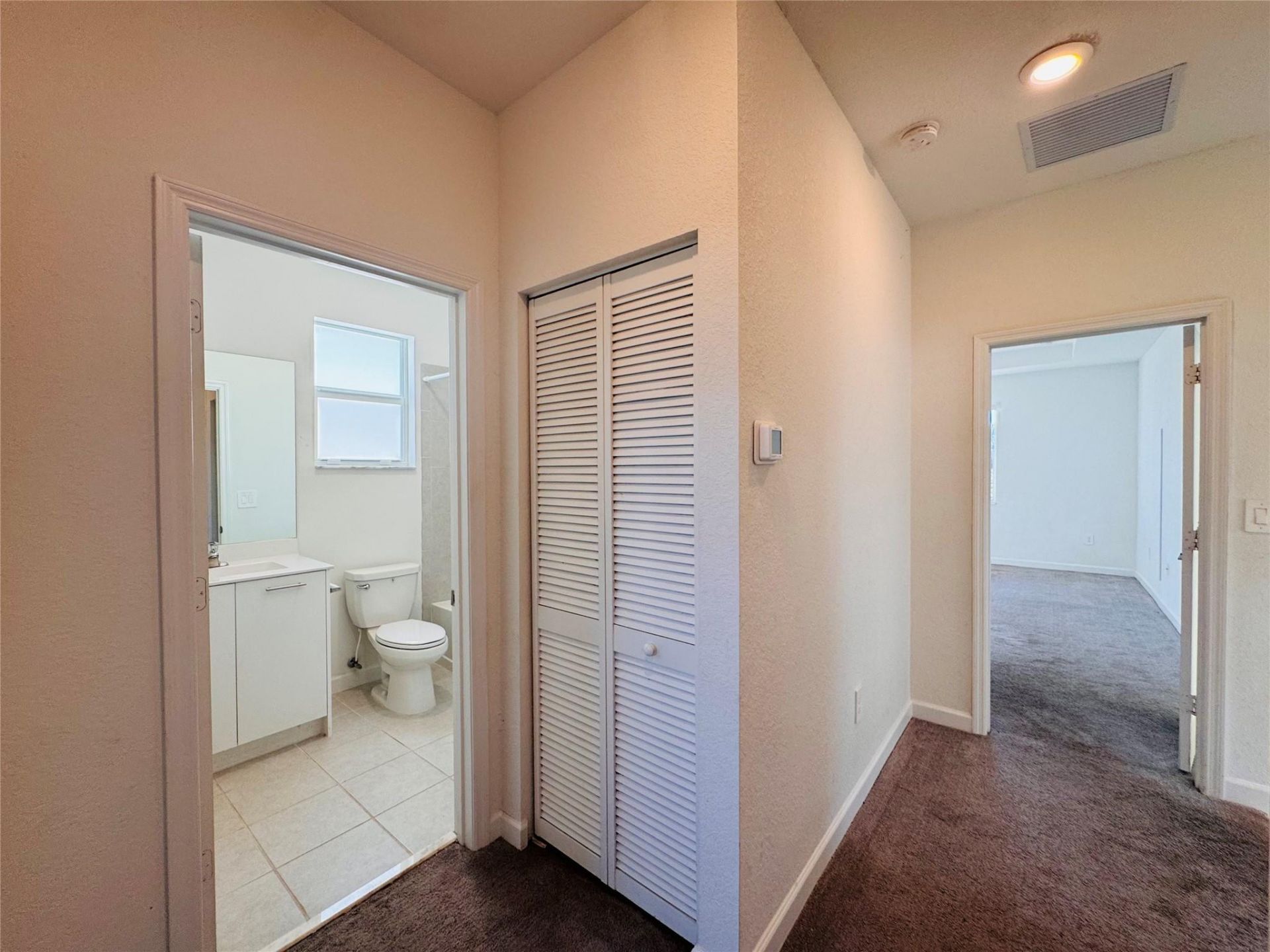 2437 NW 131st Circle, Unit 2437, Miami, FL 33167 Photo