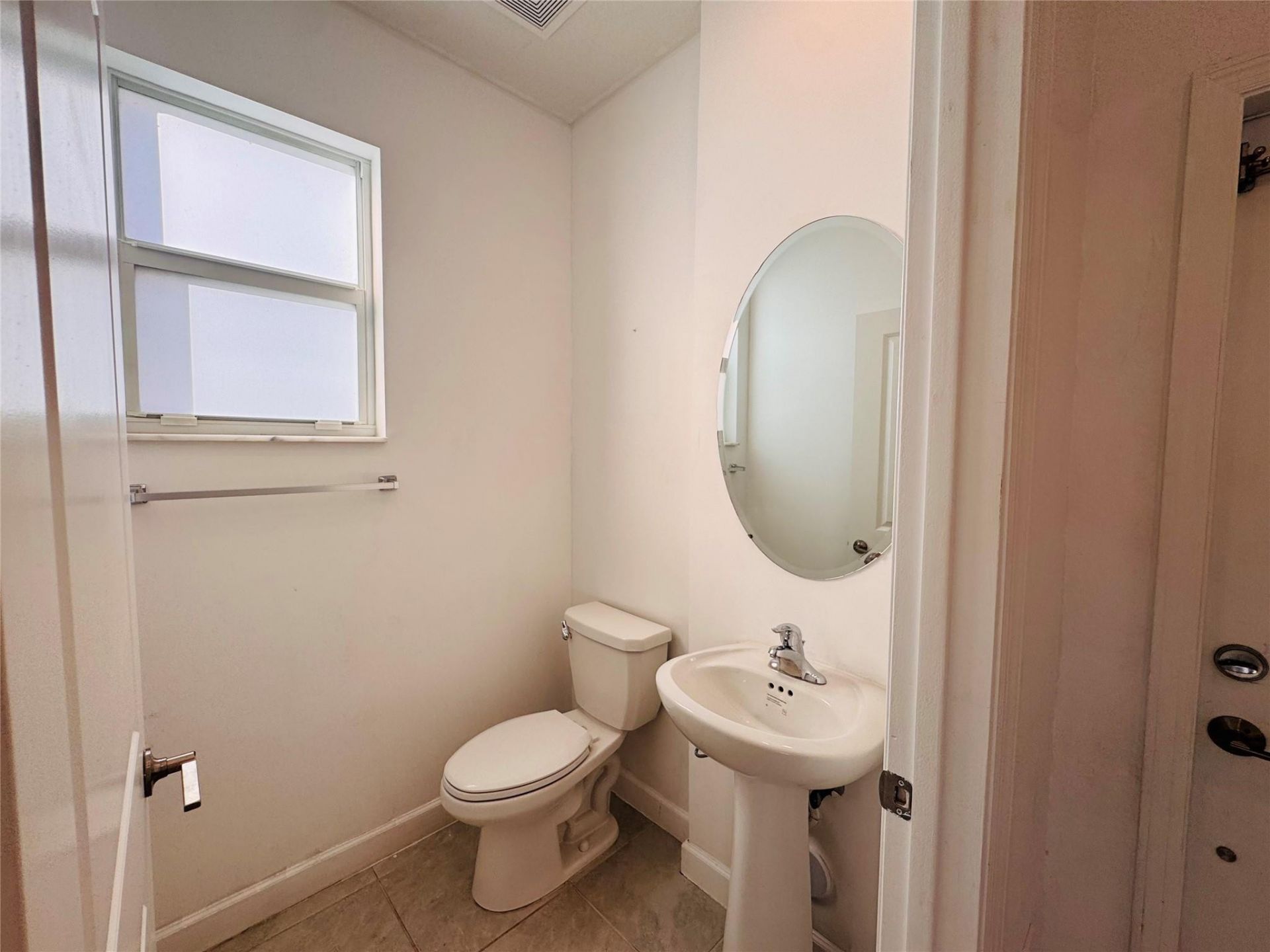 2437 NW 131st Circle, Unit 2437, Miami, FL 33167 Photo