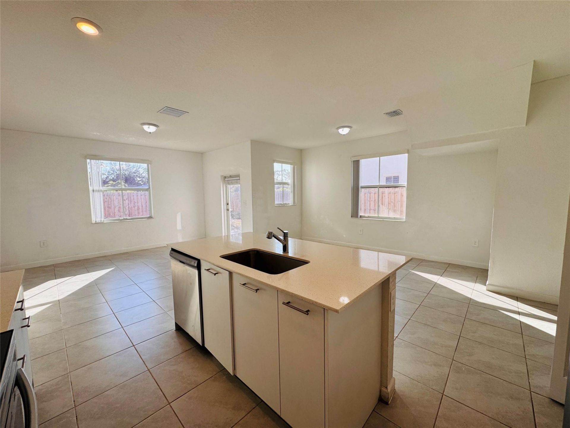 2437 NW 131st Circle, Unit 2437, Miami, FL 33167 Photo