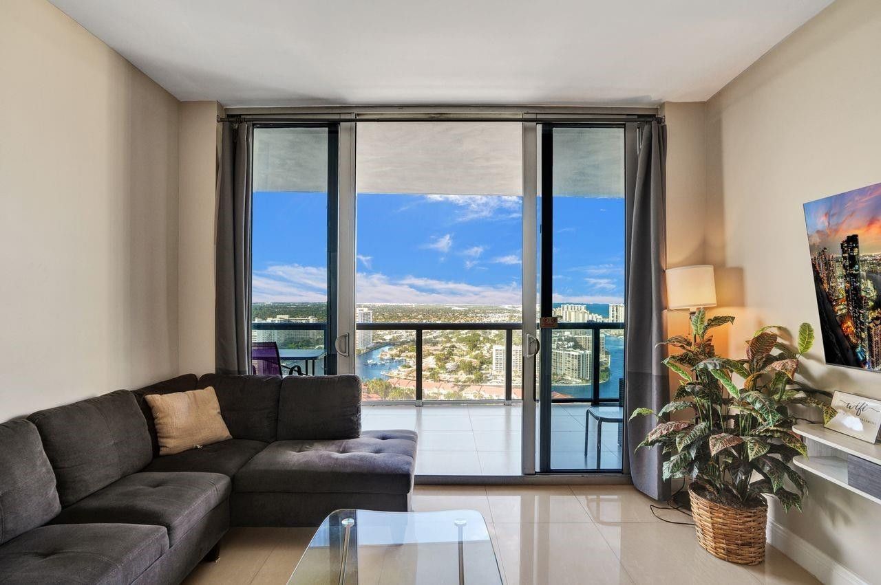 2600 E Hallandale Beach Boulevard, Unit T3210, Hallandale Beach, FL 33009 Photo