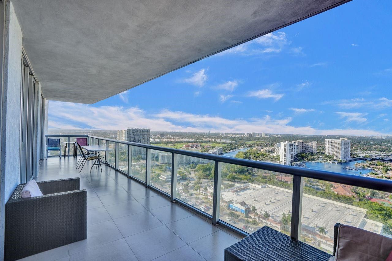 2600 E Hallandale Beach Boulevard, Unit T3210, Hallandale Beach, FL 33009 Photo