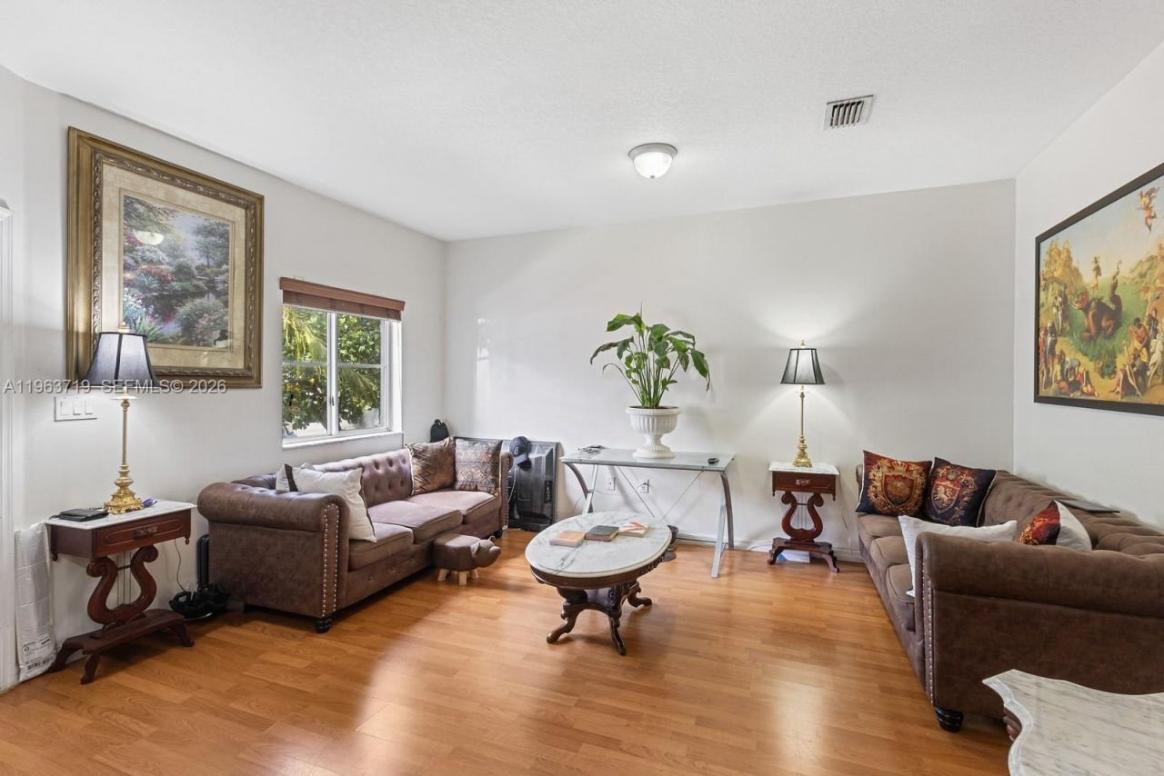 2947 SE 15th Ter, Homestead, FL 33035 Photo