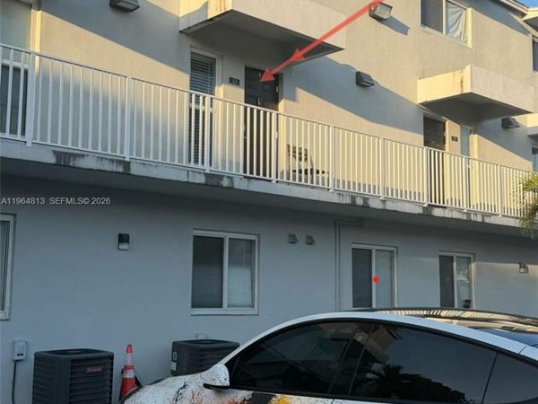 1955 NW 5th Pl, Unit 13, Miami, FL 33136