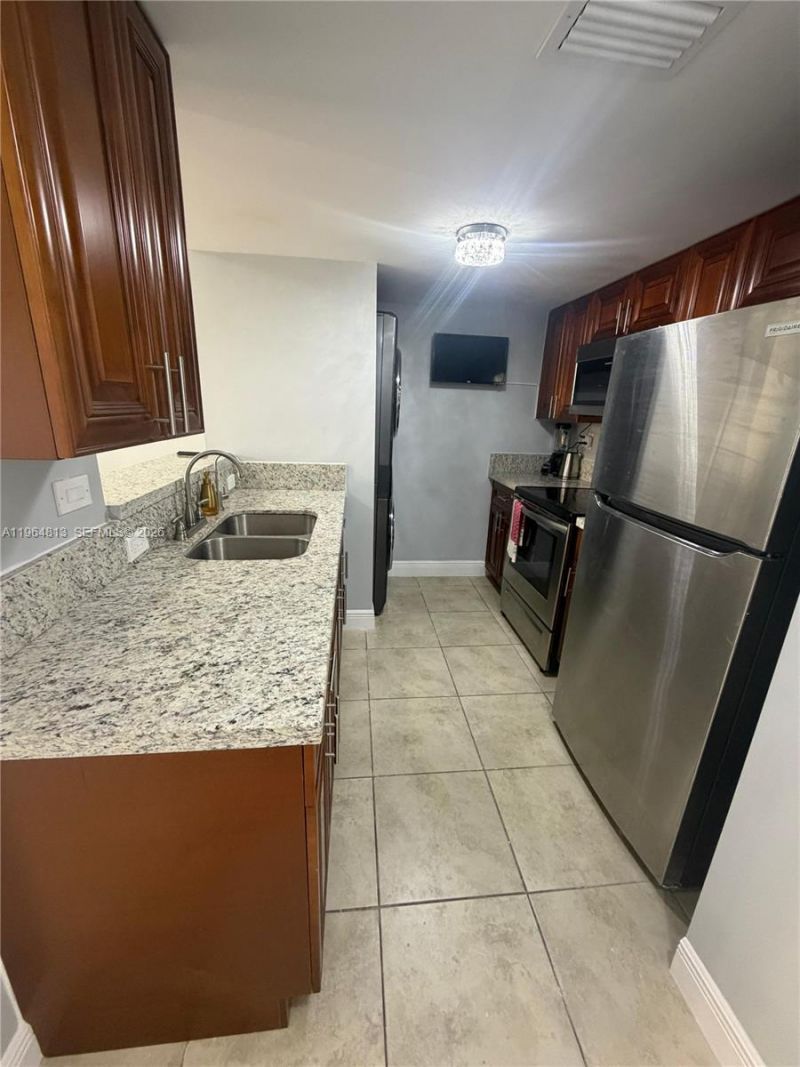 1955 NW 5th Pl, Unit 13, Miami, FL 33136 Photo