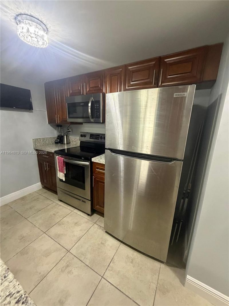 1955 NW 5th Pl, Unit 13, Miami, FL 33136 Photo