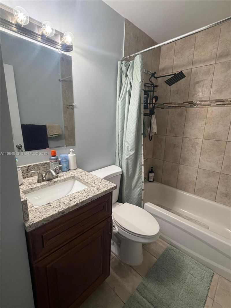 1955 NW 5th Pl, Unit 13, Miami, FL 33136 Photo