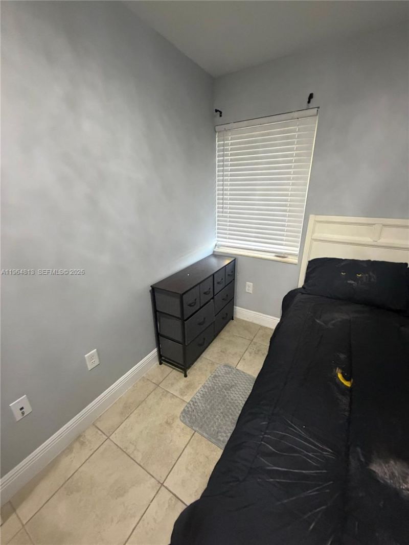 1955 NW 5th Pl, Unit 13, Miami, FL 33136 Photo